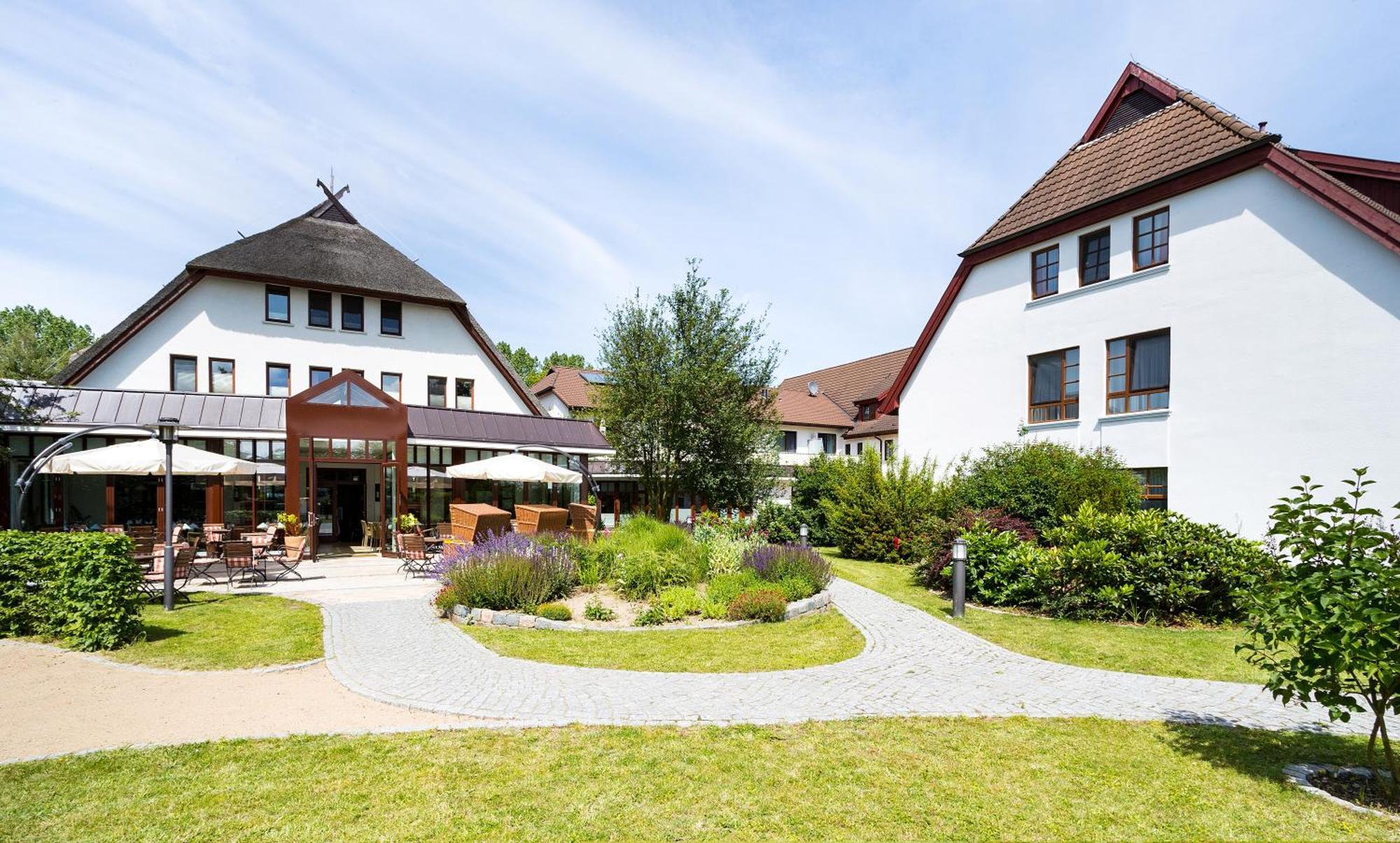Ringhotel Warnemuender Hof รอสต็อค ภายนอก รูปภาพ
