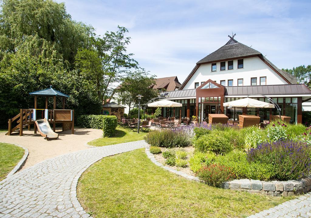 Ringhotel Warnemuender Hof รอสต็อค ภายนอก รูปภาพ