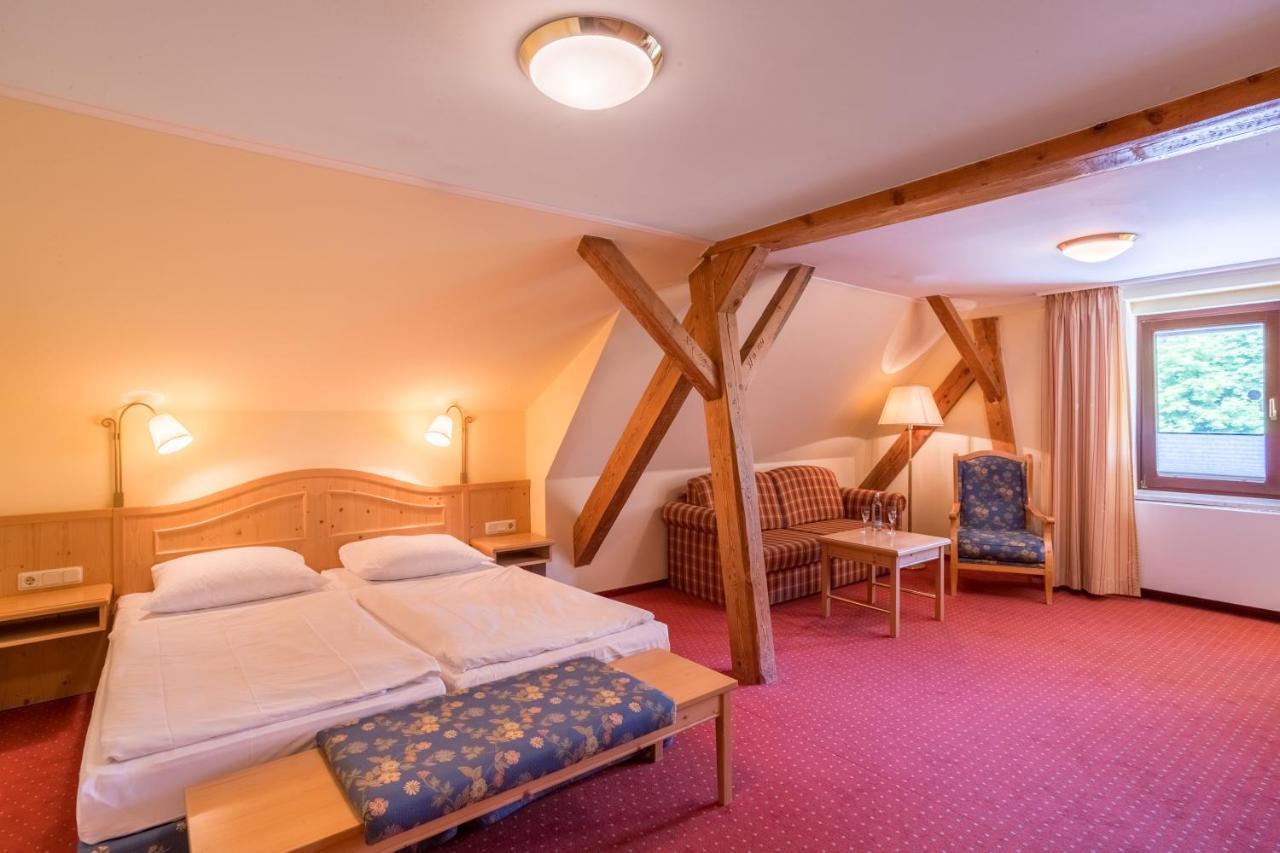 Ringhotel Warnemuender Hof รอสต็อค ภายนอก รูปภาพ